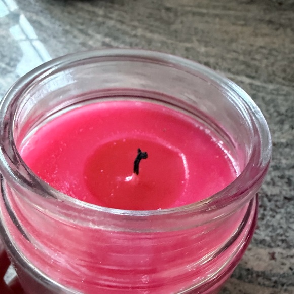 Candles and diffuser - Picture 9 of 11